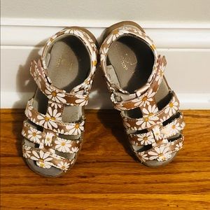Daisy flower sandals